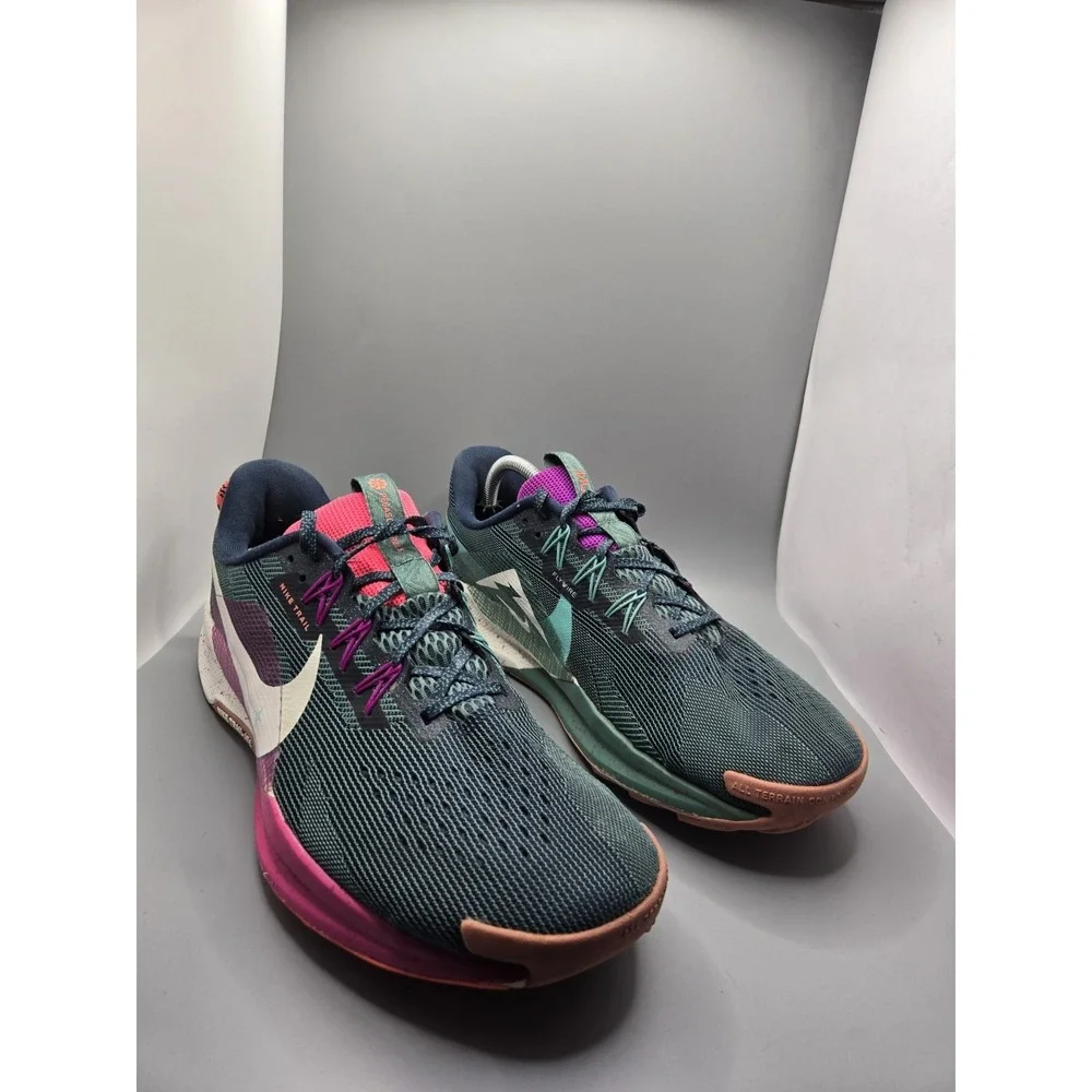 Nike Pegasus Trail 5 Vivid Grape Green Frost Sneakers Mens Size 11 DV3864-401